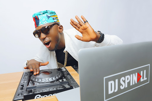 DJ Spinall Amapiano and Afrobeats DJ in Lagos, Nigeria